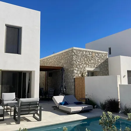 Gaia Naxhom 别墅 *