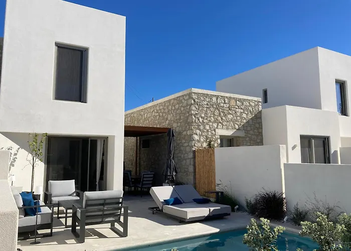 Gaia Naxhom 别墅 *